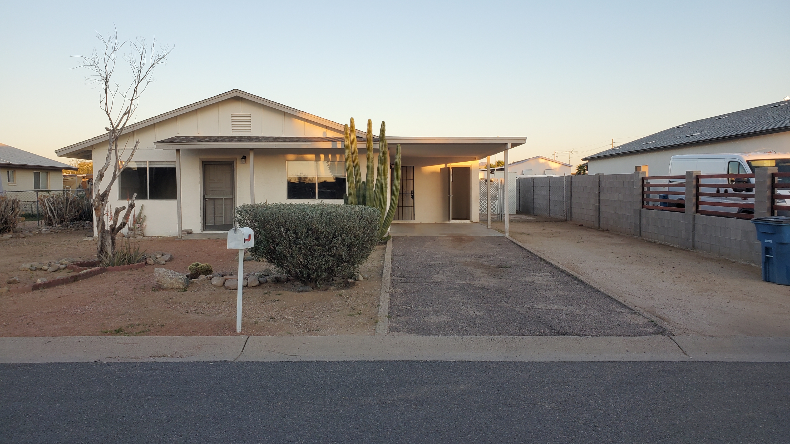 905 N Ocotillo