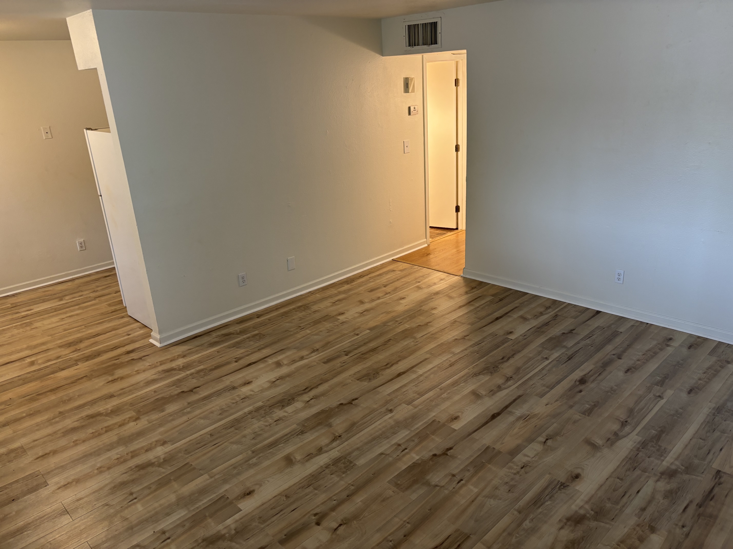 310 West 8th Avenue - D