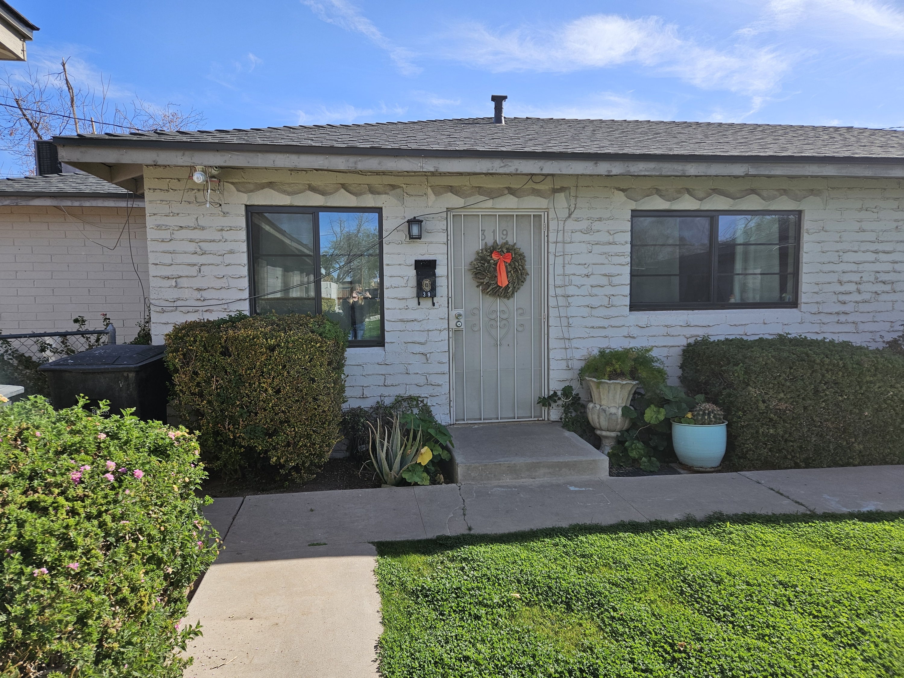 315- 325  South Hobson - 319