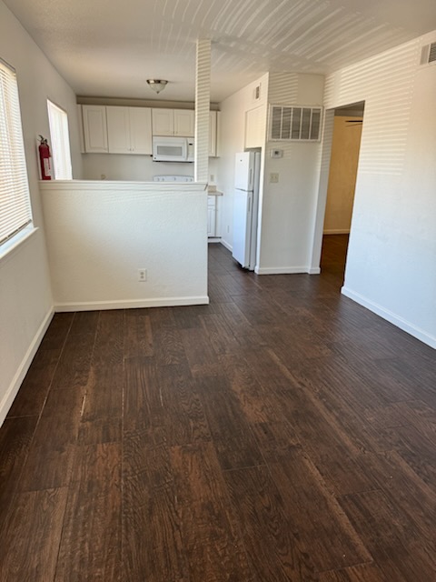1319 West Vogel Avenue - 1
